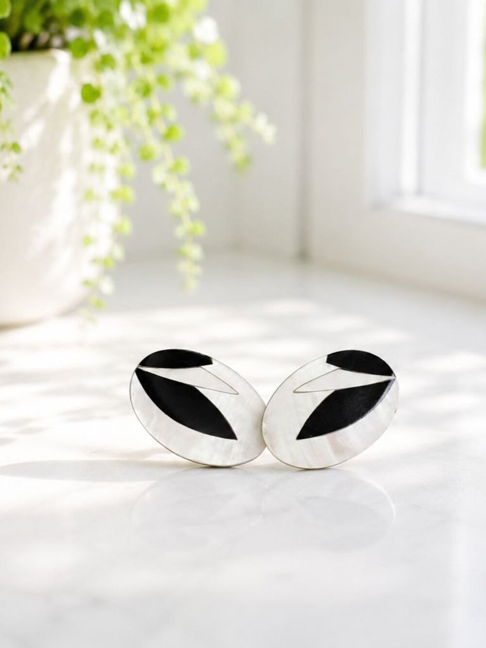 Vintage Sterling Silver & Mother Of Pearl Oval Clip-On Earrings With Black Inlay